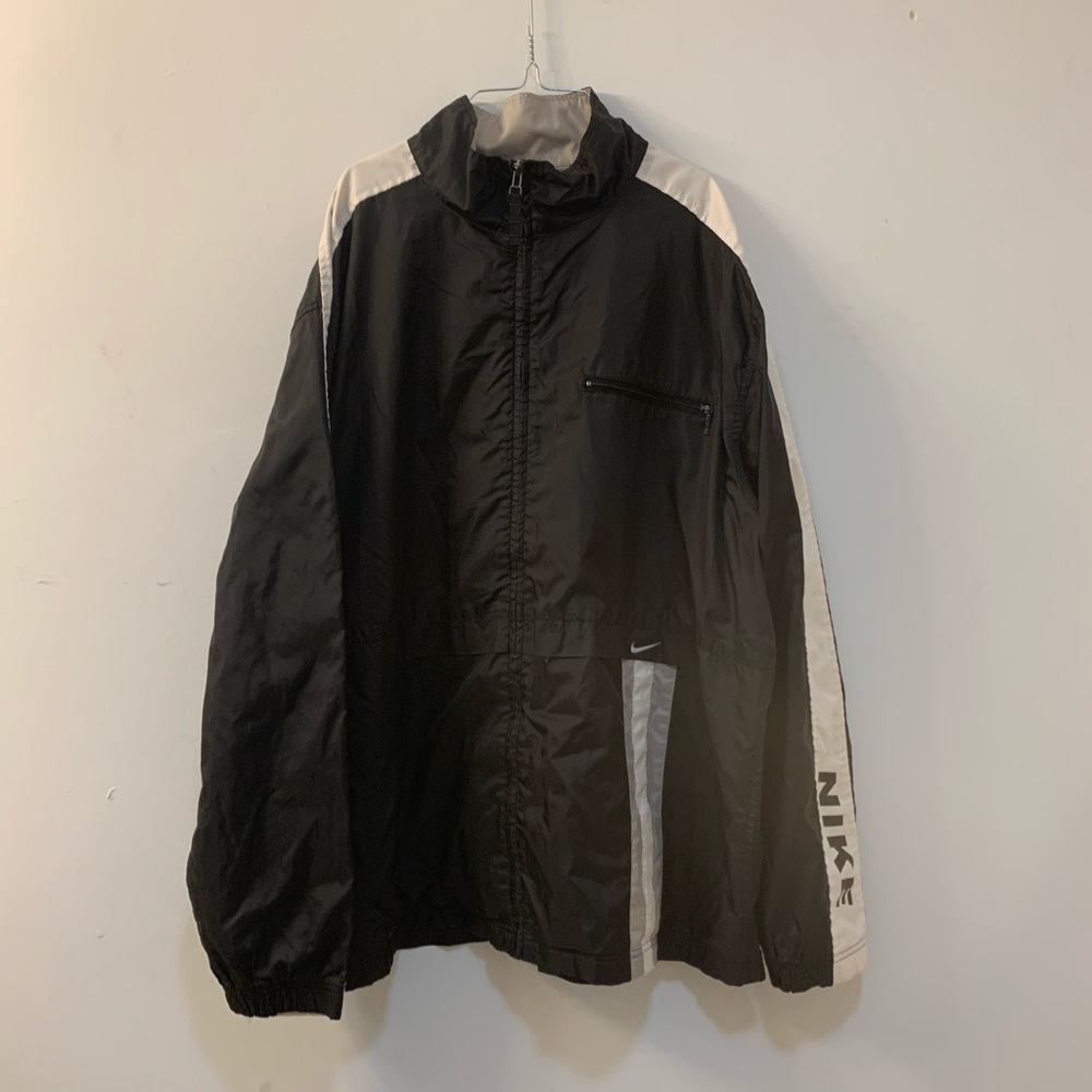 VINTAGE NIKE Windbreaker